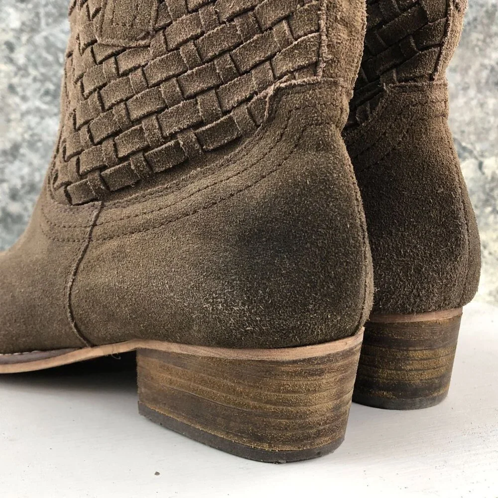 Skechers Women's 9 Brown Suede Woven Western Block Heel Ankle Booties 48463